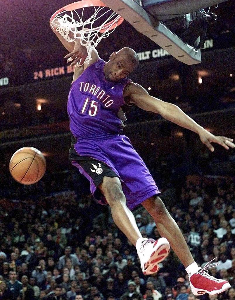Happy Birthday to the greatest dunker of all time. Vince Carter! 