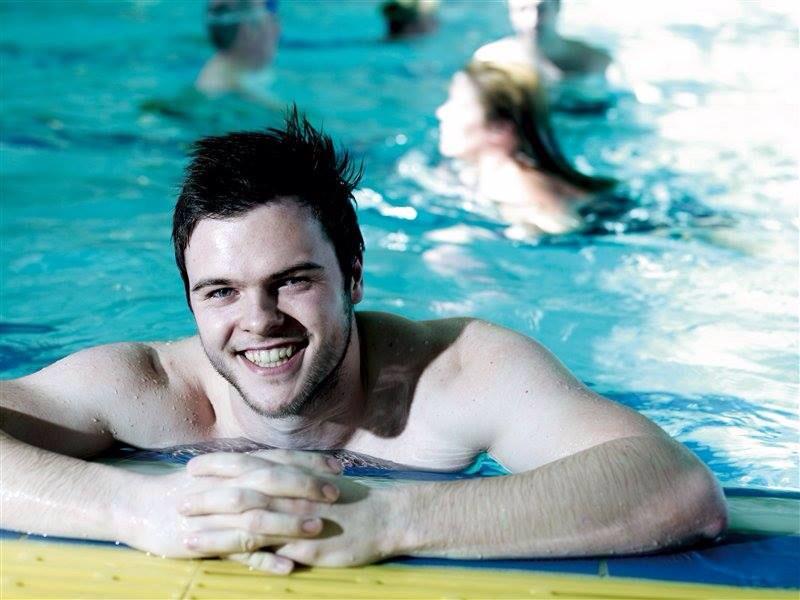 OldhamActive's tweet photo. FREE Adult #OCLSwimmingLessons for nonswimmers with an #OldhamActiveCard #oldhamhour info@ocll.co.uk http://t.co/BY8iMRBLNW @OldhamCouncil