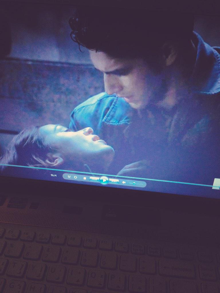 reallytallmia's tweet photo. #GoodbyeAllison nooooo you did not just... 😭💔 OMG my heart hurts WTF noooo please no Allison come back I don't get it http://t.co/wtob6QbipT