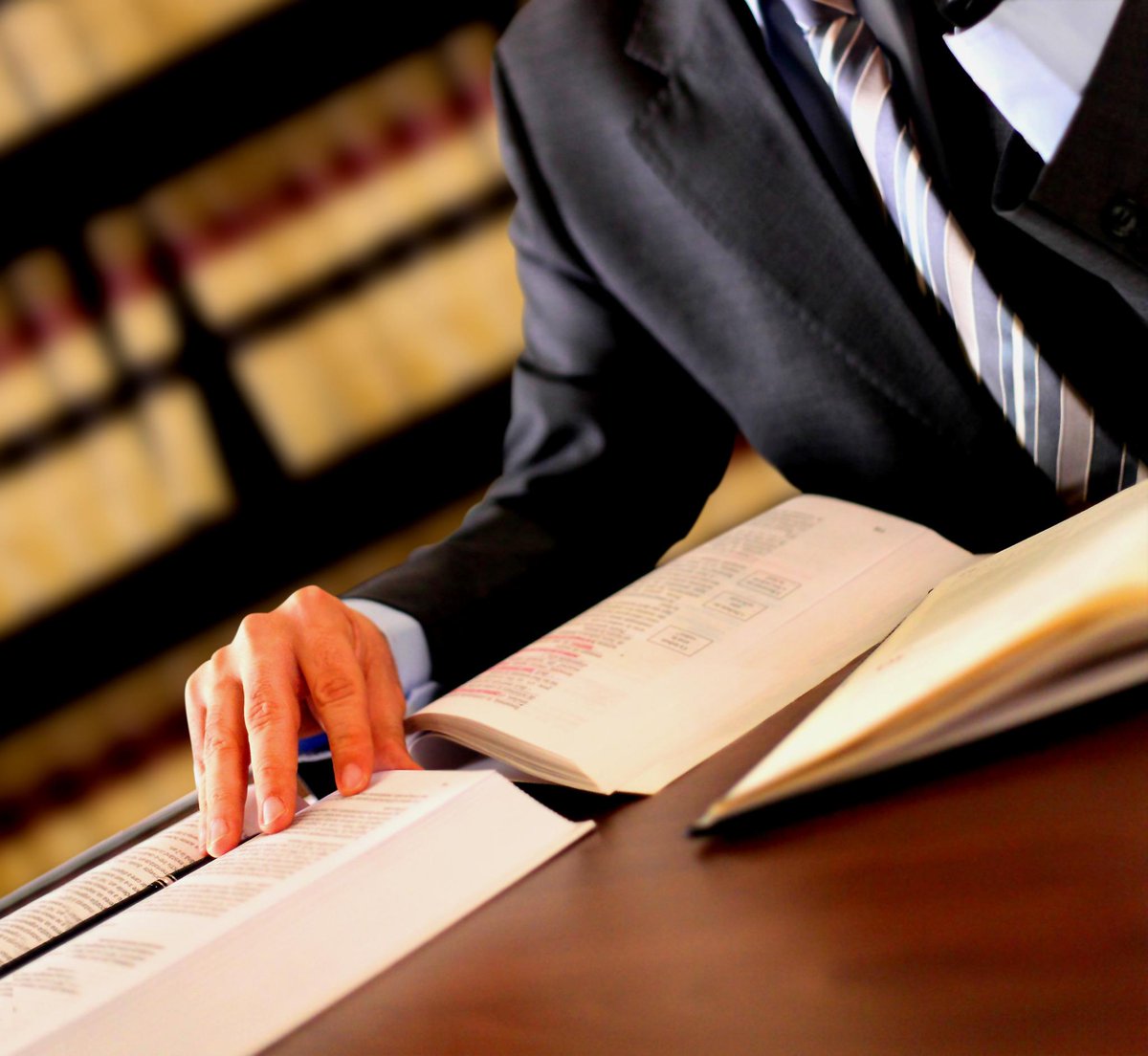 graceanrodrigue's tweet photo. Choosing the Right Defense #Attorney @louisgoodman http://t.co/abrFJ8cEnv http://t.co/loMp5xpYi7 http://t.co/L6pJIZzsMU