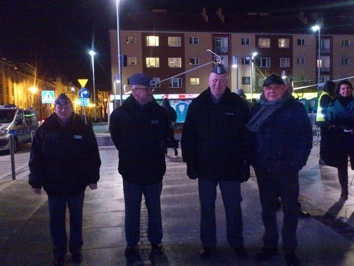 PBZientarski's tweet photo. Finał Wielkiej Orkiestry Świątecznej Pomocy w Koszalinie http://t.co/B80w9w3zc9