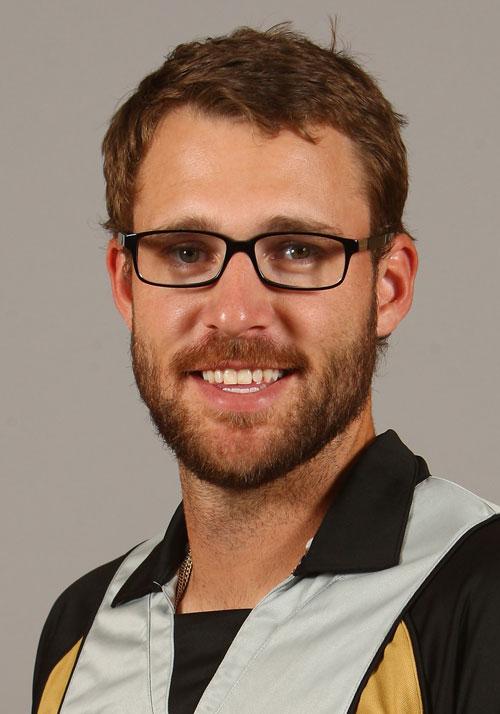 Happy Birthday to the 36 year old Daniel
Vettori. Amazing to think he debuted for New Zealand, at the age of 18 ! 