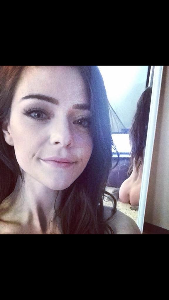 ConfessionBooty's tweet image. Wait, whats that in the back, oh its the booty ;)