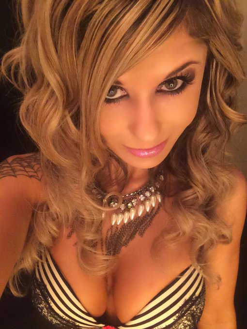 Classy slut😊 http://t.co/H5HST7EZdU