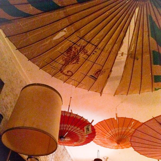 nicolemelv's tweet photo. Enjoying #thelearningtea at @drbombays tonight! #atlanta #candlerpark #atlantaeats http://t.co/D0dTyvdlPX