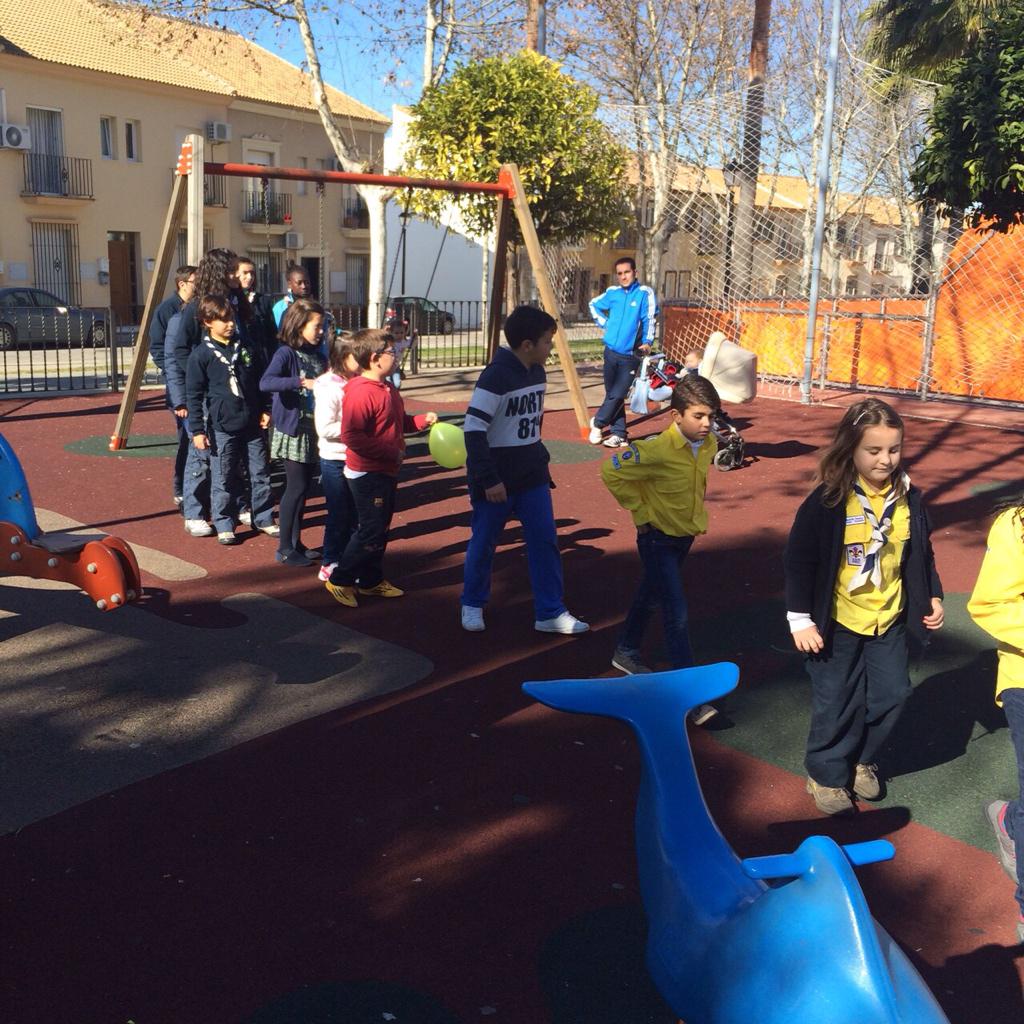 SanjorgeGS's tweet photo. De lo lindó se lo pasaron nuestros lobatos y rangers este sábado pasado con su súper gymkana!!Este sábado + y mejor!! http://t.co/UIrqIybIXd