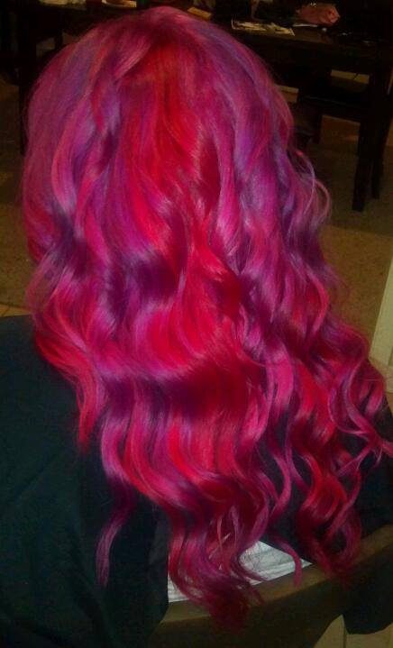 RosieHairstyle's tweet image. Fun with color! Pink &amp;amp; red hair and Mardi Gras colors for friends: :#PaulMItchellStudent #AuthenticBeautyArtist