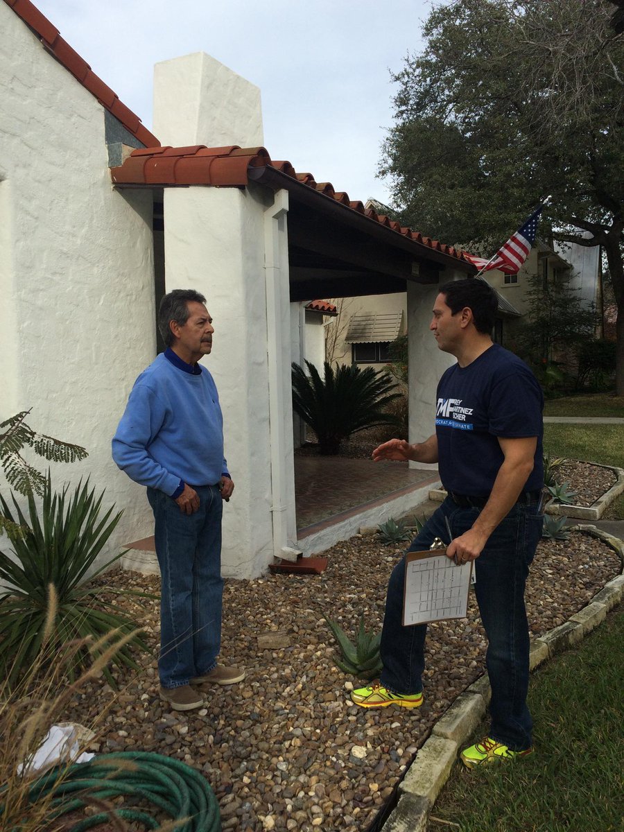 TMFtx's tweet photo. It was a beautiful day in the field meeting supporters like Antonio Prado &amp; Gloria Uribe. #Fieldwins #SD26 #TMF26 http://t.co/v1U3jY7VB2