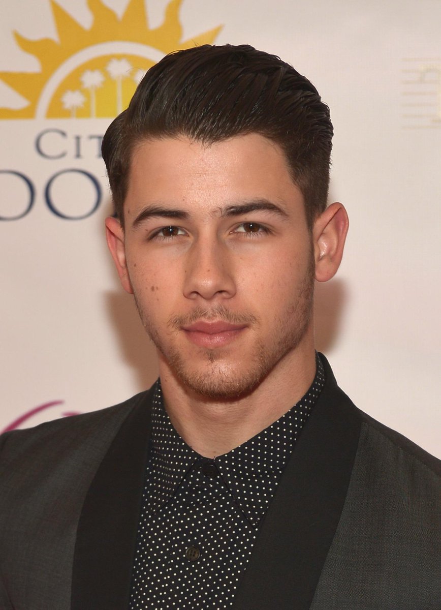 ScreamQueens's tweet image. The @nickjonas has joined the killer cast of #screamqueens! Read more here: fox.tv/1EnUFZb