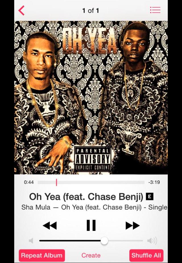 Youngsteez303's tweet photo. Bumpin 〽️😏⚡️💯@chase_benji @OfficialShaMuLa http://t.co/PbtzcE2mfG