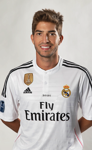 RMNewsFlash's tweet photo. #WelcomeLucas http://t.co/of25i8lQIX