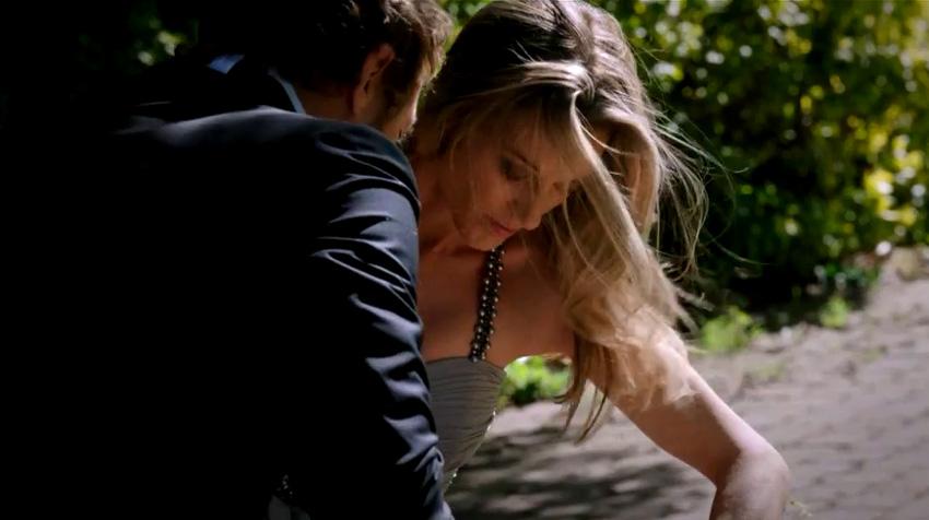 DifficultFae's tweet photo. Massive #HairPorn appreciation pic! #LaurenLewis #doctorhotpants #LostGirl http://t.co/0VCHxu9gtB