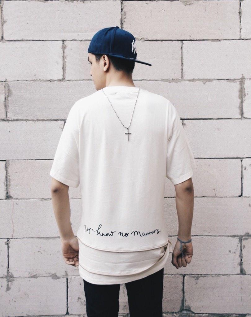 kevinjulioo_ofc's tweet photo. RT @Monstore: Spotted @kvinjulio is wearing our We Know No Manners Zipper Tee in Off White! #monstore http://t.co/J6xUg56imH"