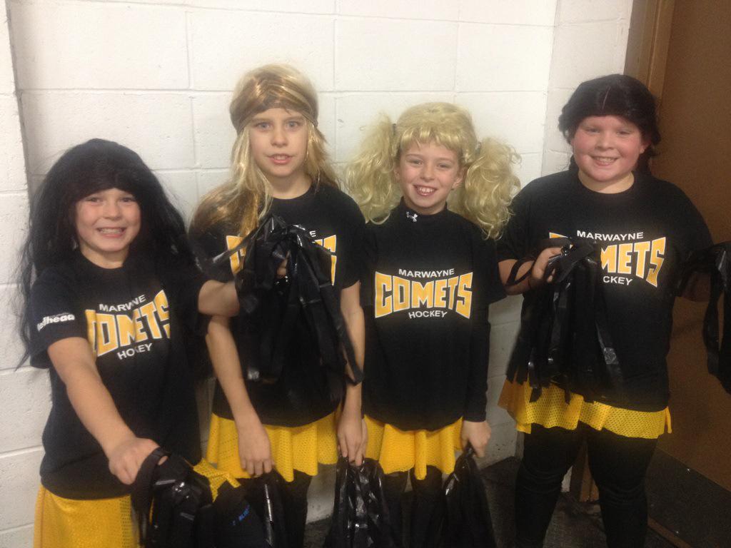 marwaynecomets's tweet photo. True Comets fans http://t.co/MiEQNxsyXu