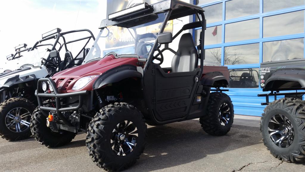 JGraff1992's tweet photo. Awesome Odes utvs starting at 10950 w/2yr warranty! Pirate Motorsports 1119 East highland St George utah
#odesutvs http://t.co/7wSBS0McYa