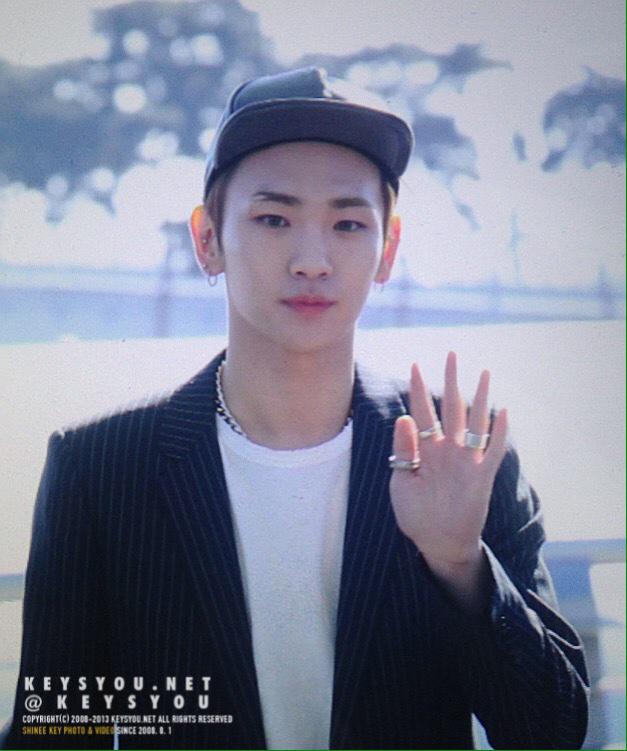 B8VKfUhCYAAveDX.jpg:large