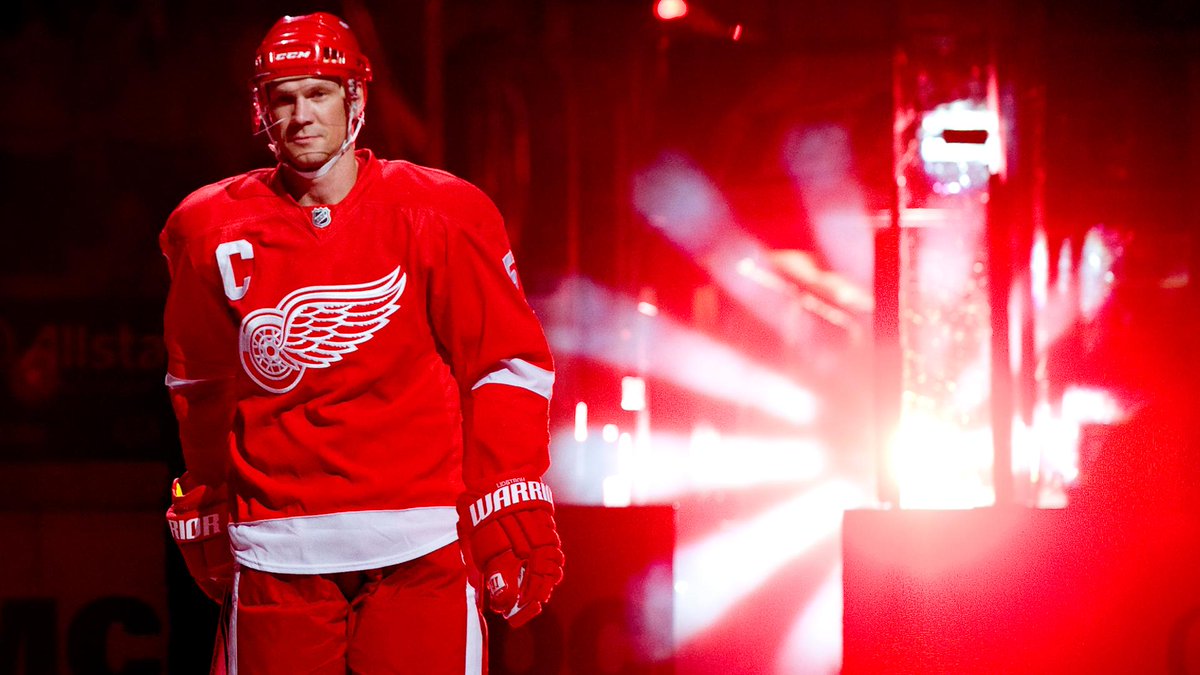 Nicklas Lidström framröstad till näst bäst - någonsin: "Väldigt stolt" viasatsport.se/nyheter/hockey… #viasatNHL #twittpuck