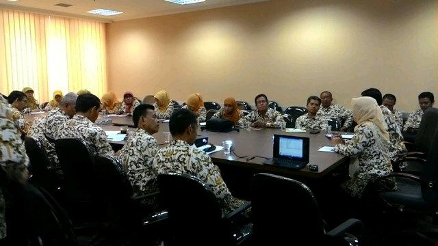 fiettiotiotio's tweet photo. @blhkotadepok Sosialisasi penyusunan Dokumen Pengelolaan Lingkungan Hidup (DPLH) untuk  sekolah http://t.co/4HB4iPX5mC