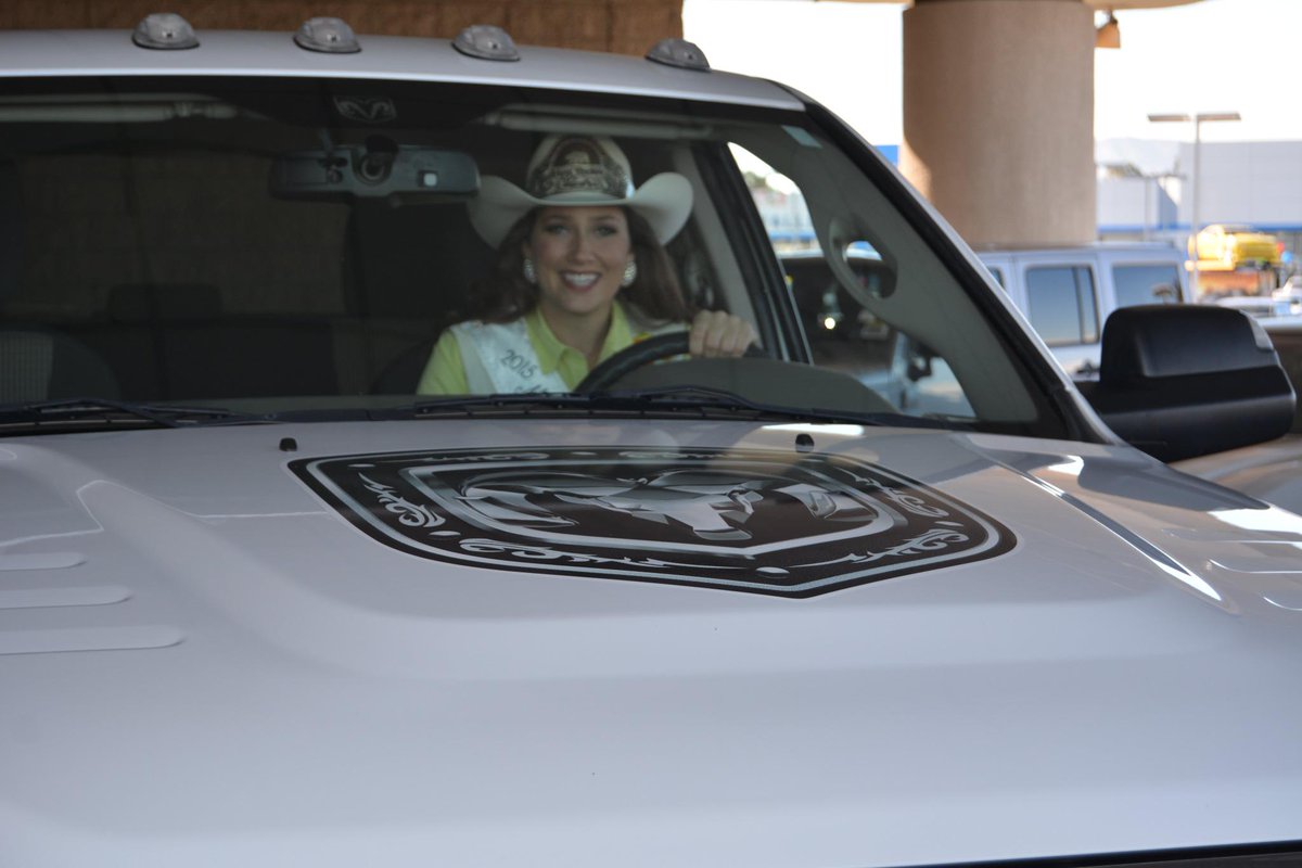 MissRodeoCalifornia tweet media