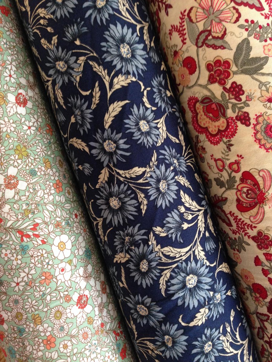 stitcherylewes's tweet photo. here's the rest of the fabric delivered to the-stitchery upstairs @RiversideLewes http://t.co/cnCsoTmDWj