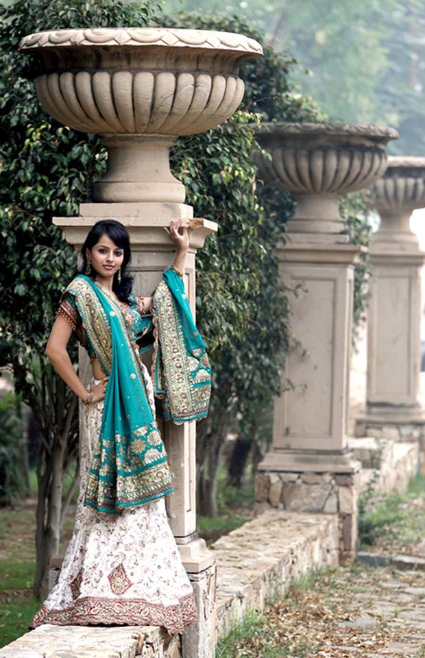 vibha_chinnu's tweet photo. another unseen pic of shrenu   @ShrenuParikhFC @ShrenuFc @ShrenuFanClub http://t.co/ekEMyZ2LNs