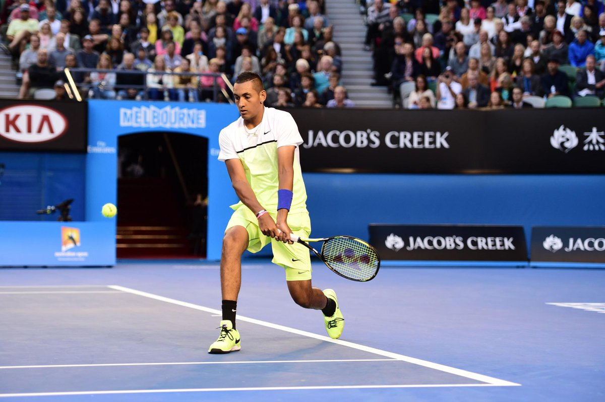 AustralianOpen's tweet photo. #Murray with 2 set points on #Kyrgios' serve but the young Aussie serves his way out of trouble for 3-5 in the 1st http://t.co/KmNZjprQEZ