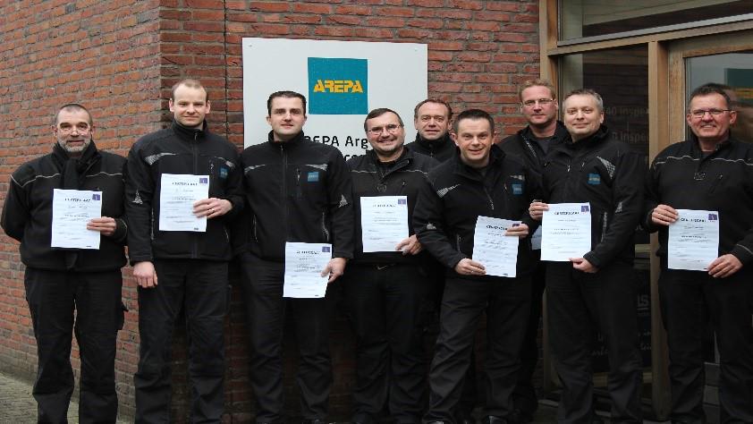 Maar liefst 9!! geslaagden bij AREPA Inspexx voor het Ikeur VIER Certificaat. Verzek. Inspecties Elektr. Risico's