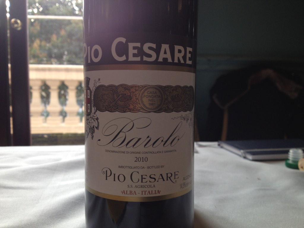 lshawmarketing's tweet photo. Tannins before ten.. Barolo for breakfast.. It's that time of year @MMDUK #mmdtasting looking forward to a busy day http://t.co/lg5rxh7s1L