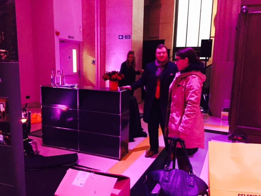 HotelsGP's tweet photo. The first hotelier is here, Wilkommen @theomnia! Nothing like a bit of swiss punctuality to kick off #hotelopoly2015 http://t.co/TYnFU4d8z9