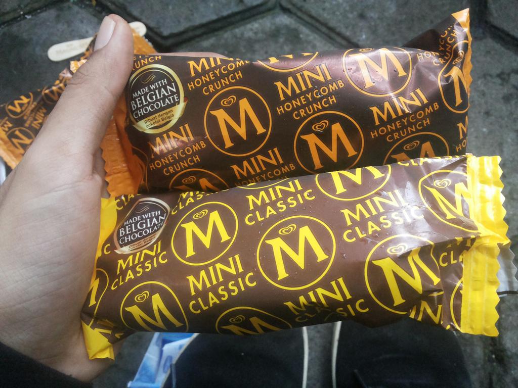 Magnumhoneycomb mantap. Jakarta. Rio dewanto. <a href="/INDIKA9160FM/">INDIKA 91.60 FM</a> @mymagnumid #weekendpleasure