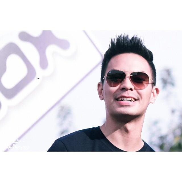 fero_walandouw's tweet photo. O.o “@bunga_alifah97: Kak kenapa lo keren bgttttt😍😍😍 @fero_walandouw http://t.co/OebxTfgp6s”