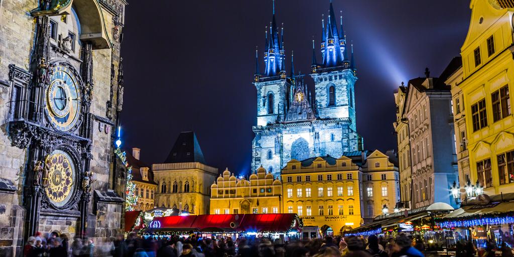 FalkensteinerIT's tweet photo. Lasciati ispirare da #Falkensteiner! #GetInspiration #Praga http://t.co/Iyef7yBlsS