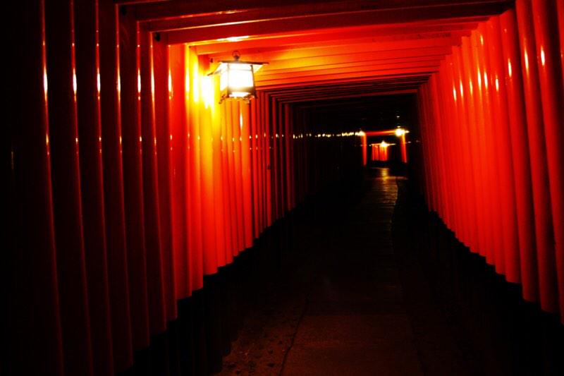 和輝 心霊のtvで思い出した 京都にある伏見稲荷大社 深夜に行くのは危ないですよ ここには心霊よりも 恐ろしい者がいるらしい 実際に目撃情報もたくさん 深夜に2時頃に行きましたが 腰抜けかけたの初めてだった Http T Co Bhcfh7lxc6 和輝 心霊のtvで思い出した 京都にある伏見稲荷大社 深夜に行くのは危ないですよ ここには心霊よりも 恐ろしい者がいるらしい 実際に目撃情報もたくさん 深夜に2時頃に行きましたが 腰抜けかけたの初めてだった Http T Co Bhcfh7lxc6