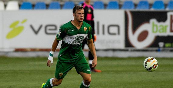 .<a href="/charlie_ianson/">Charlie Dean I'anson</a> fue compañero de <a href="/omgbaf/">omgba franck</a> en el filial ilicitano #BienvenidoCharlie