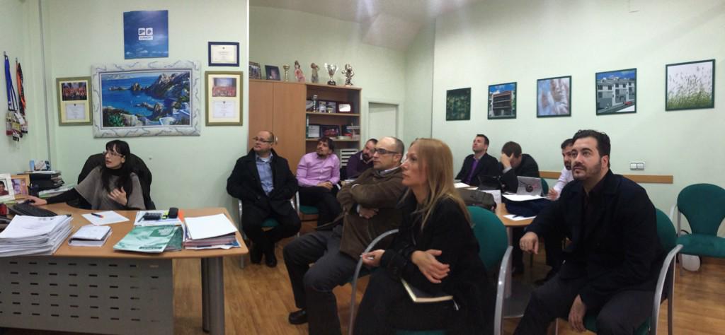 BorjasJor's tweet photo. En #aincat seguimos con la #formación http://t.co/FMYerzsHpP