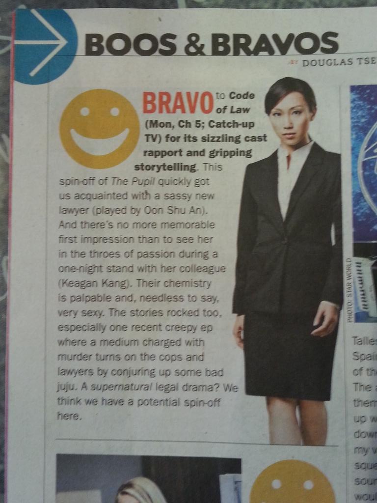 Tanat83's tweet image. @oonshuan featured in this wk's 8 days, earning praise for her portrayal as no-nonsense lawyer in #codeoflawch5 :-)