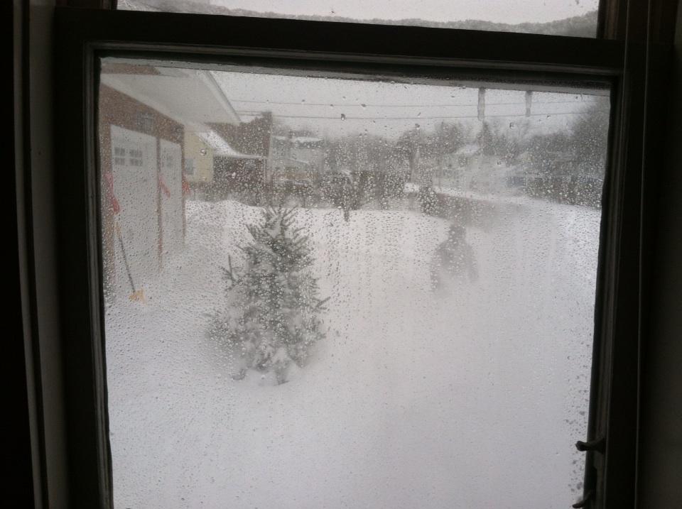 #nbc10blizzard              Snowed in Oakland beach!!