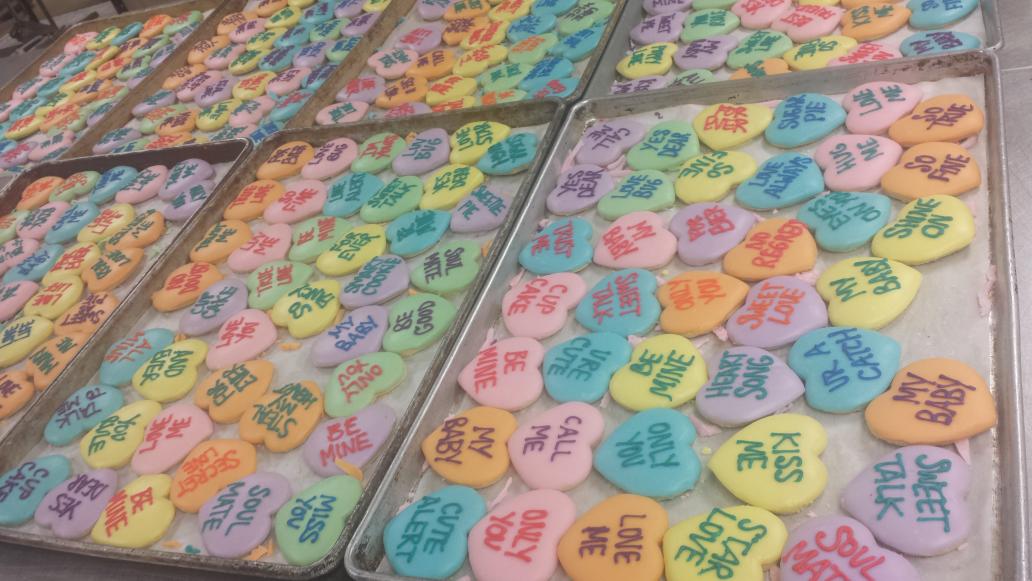 muscoreils's tweet photo. Valentines day prep is under way! #bemine http://t.co/PPT7BLyaLK
