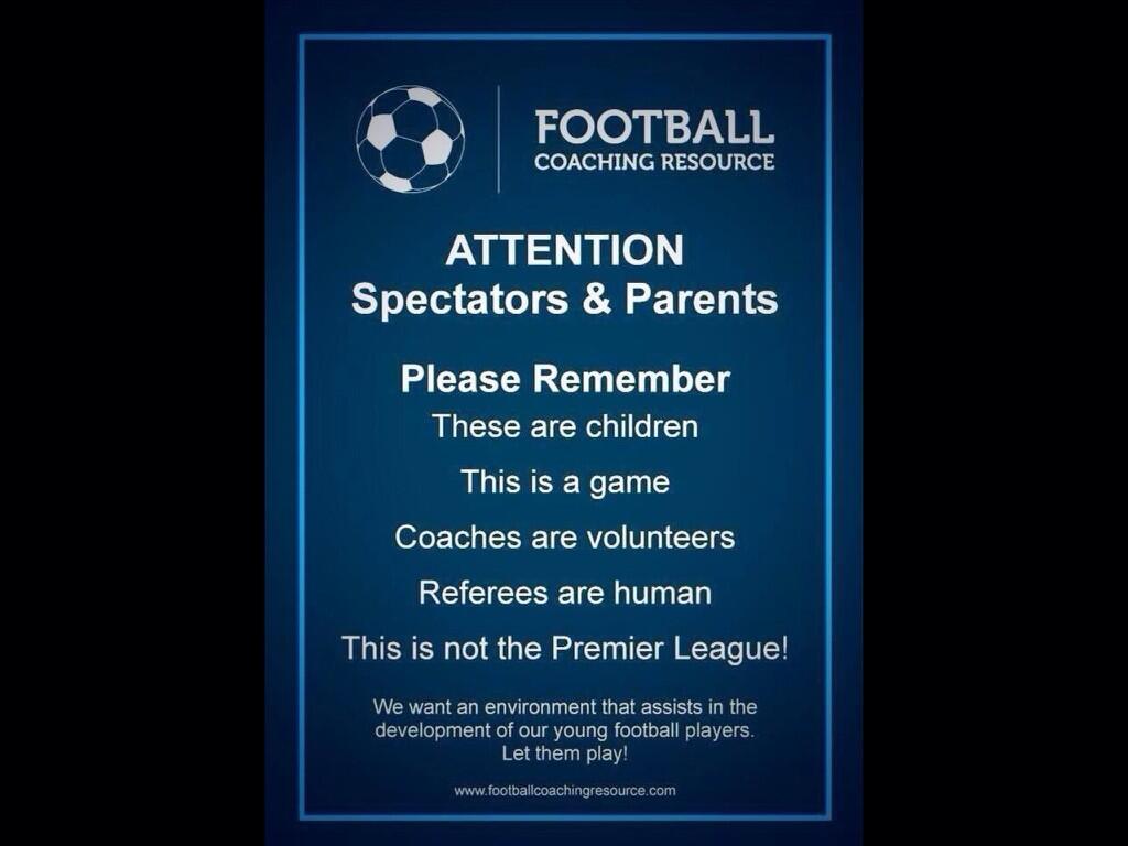 ScotFASouthEast's tweet photo. Great sign to have in and around the grounds of Youth football pitches! #letthemplay @ScottishFA_PCS http://t.co/NVus6wt68K