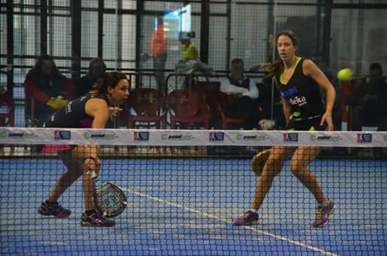 UFECcat's tweet photo. MT @solopadel_: Hoy en programa d @UFECcat @esport3 se emitirá reportaje #MasterAbsCatFCP @FCatalanaPadel #padelcat http://t.co/ybelwyCUy4