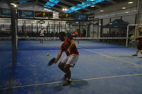 UFECcat's tweet photo. MT @solopadel_: Hoy en programa d @UFECcat @esport3 se emitirá reportaje #MasterAbsCatFCP @FCatalanaPadel #padelcat http://t.co/ybelwyCUy4