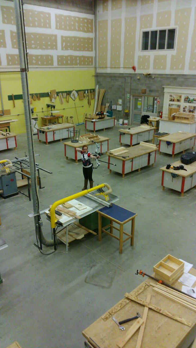 fiona_shae's tweet photo. 50m Indoor is hard to find! Thanks @CanadoreCollege !!! #creativeshooting #archerypractice #woodshop #ilovearchery http://t.co/kPCazRkQj4