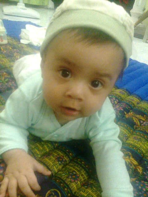 Anak mama sudah pandai bergaya :d