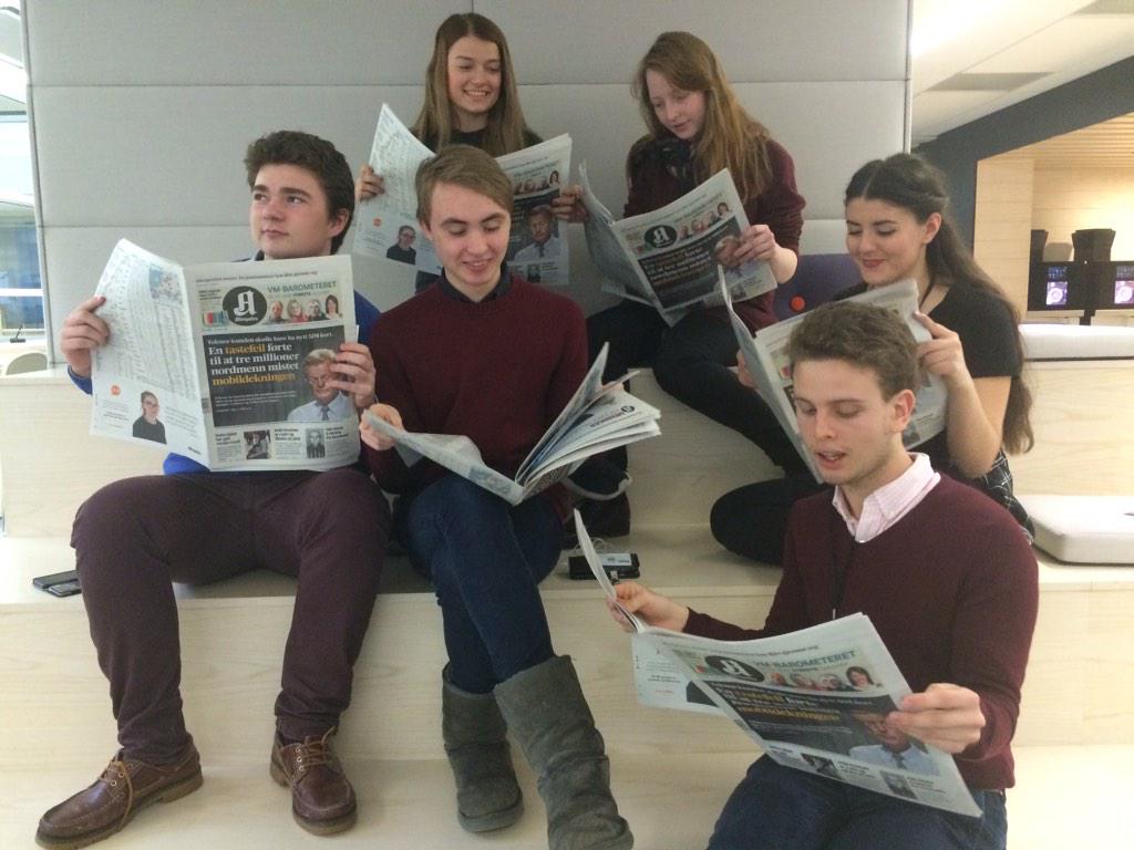 naergrein's tweet photo. I dag leser vi. I morgen skriver vi! Ungdommene revolusjonerer @Aftenposten! #ungdomsavis http://t.co/5ZG8nwAhxW