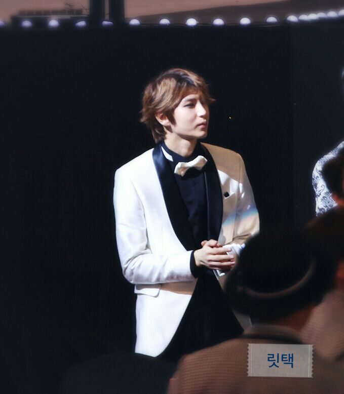 B8XXFusCQAE4-of.jpg:large