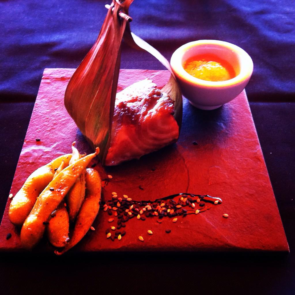 Isa_Loscertales's tweet photo. El restaurante @OPIUMBarcelona se 'gourmetiza' con el chef @BillyBaroja Para comer bien frente al mar #gastronomía http://t.co/HTTxPuZrVV