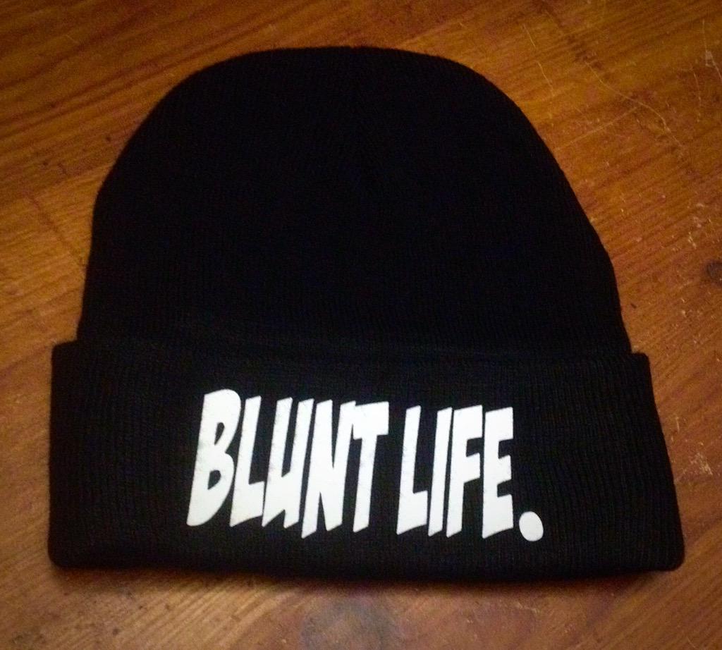 GreenleafColl's tweet image. BLUNT LIFE. BEANIE. winter skull cap get yours. @  ▶️📦🇺🇸⬅️🍁greenleafcollection.bigcartel.com☝️☝️🙌🍁🔥🔥🔥☝️☝️#dank  #beanie #apparel