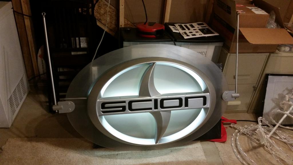 Bender953Cobb's tweet photo. Sellin my sign on ebay  #scionlove #scionlife http://t.co/aBO5zGNWDm