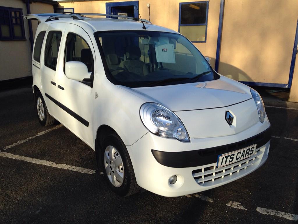 CARS_ITS's tweet photo. #Renault #Kangoo NOW SOLD To another very happy customer. Thanks you for choosing @CARS_ITS Mr B Young #truegentleman http://t.co/zVeryalojv