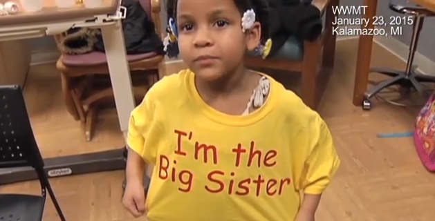 HLNTV's tweet photo. This awesome 4 year old dialed 911 while her pregnant mom was having a seizure: http://t.co/t8nJNtV7K8 http://t.co/ESe5sIqLPS